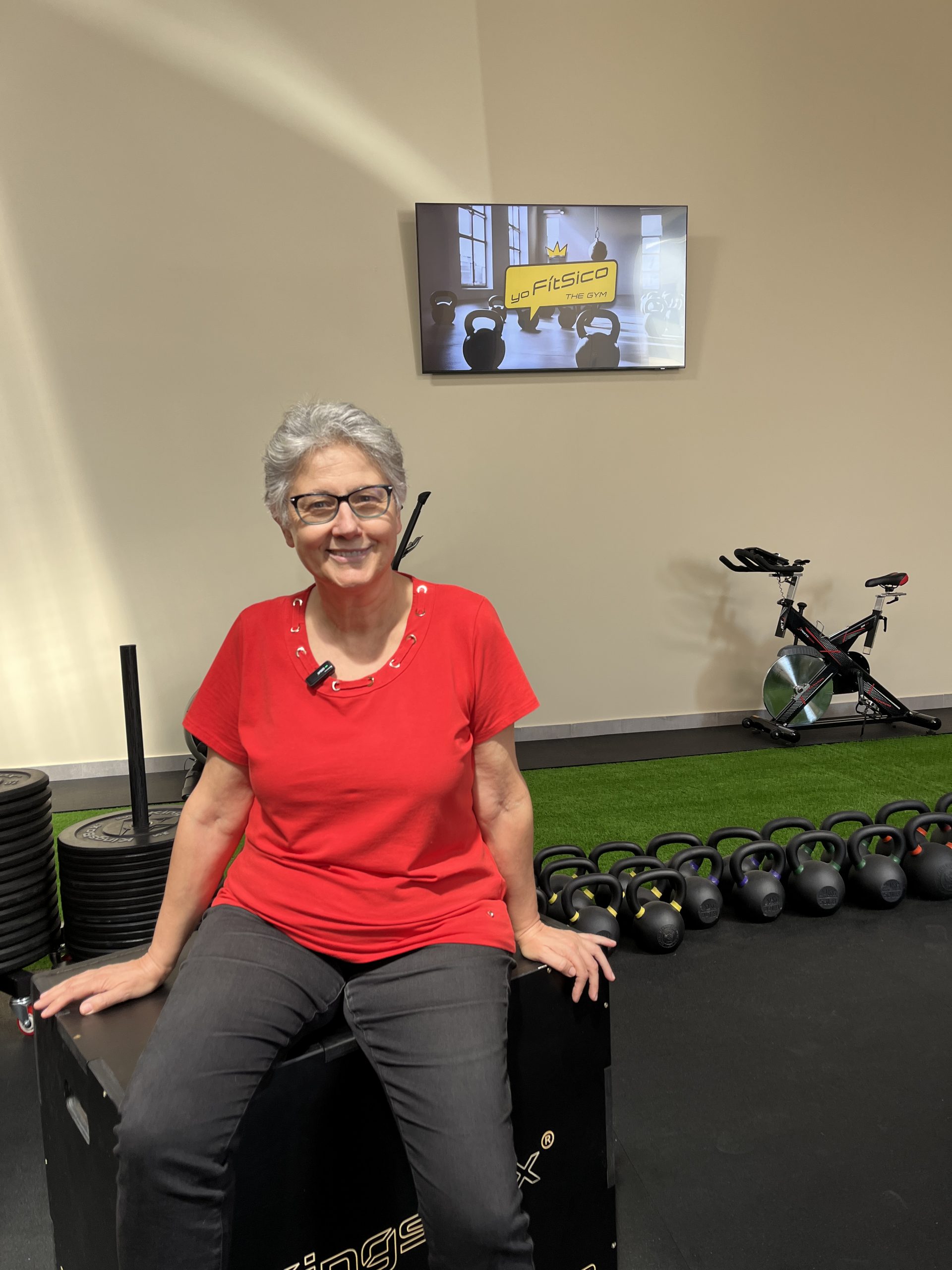 CO-FUNDADORA DE YOFITSICO